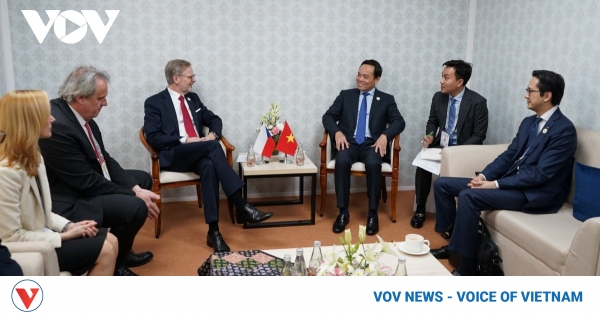 Obchodní vztahy mezi Vietnamem a Českou republikou prosperují díky prosazování Evropské dohody o volném obchodu Obchodní vztahy mezi Vietnamem a Českou republikou prosperují díky prosazování Evropské dohody o volném obchodu
